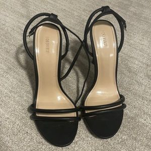 One strap black heel size 8